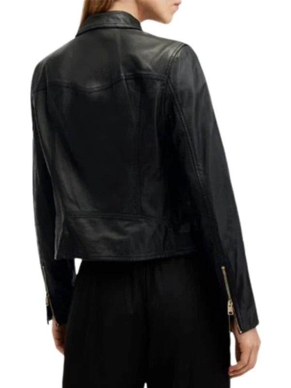 art detectives 2025 nina singh black leather jacket..
